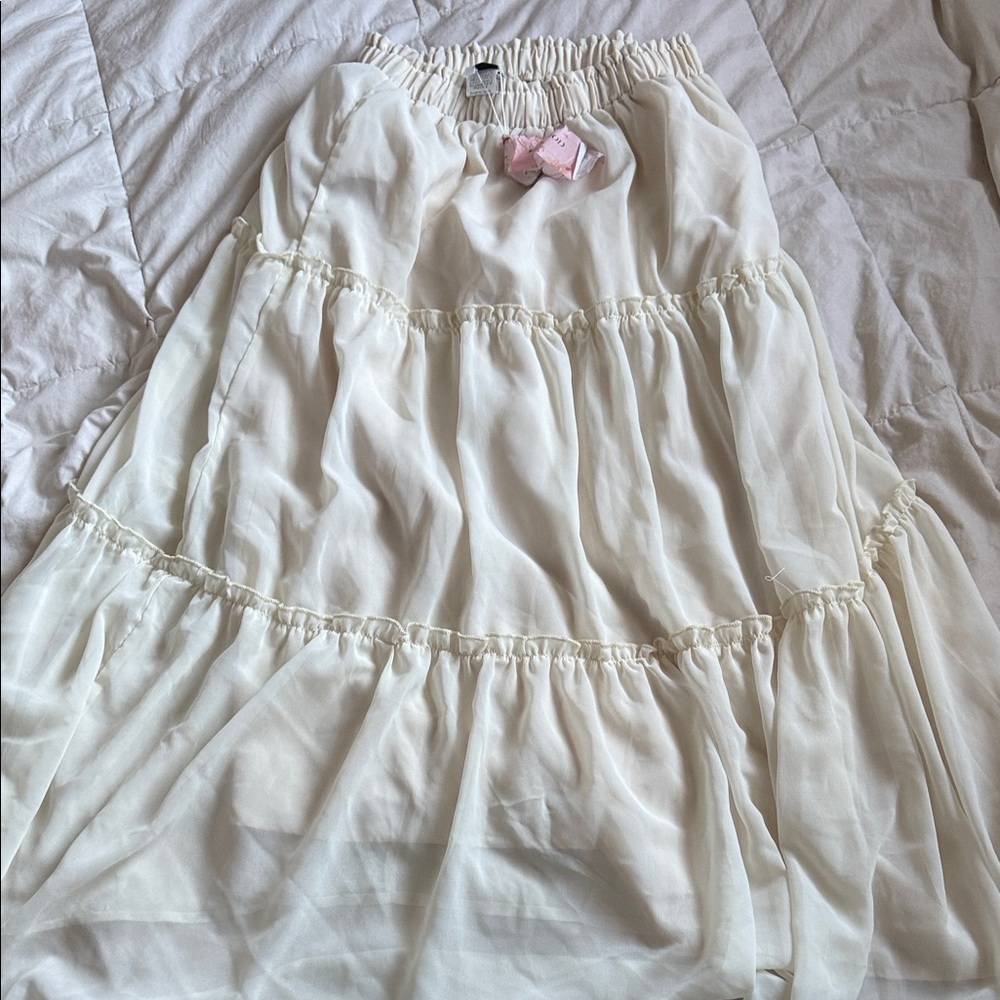 SHEIN Cream Maxi Skirt. *never worn*